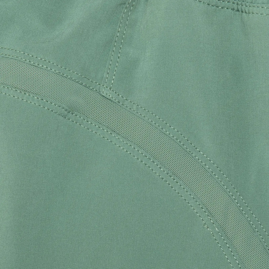Mens Surfing Beach Shorts Summer Swimsuit Splicing Mesh Design Men Beach Shorts Quick Dry Short Sport Running Shorts Casual pant